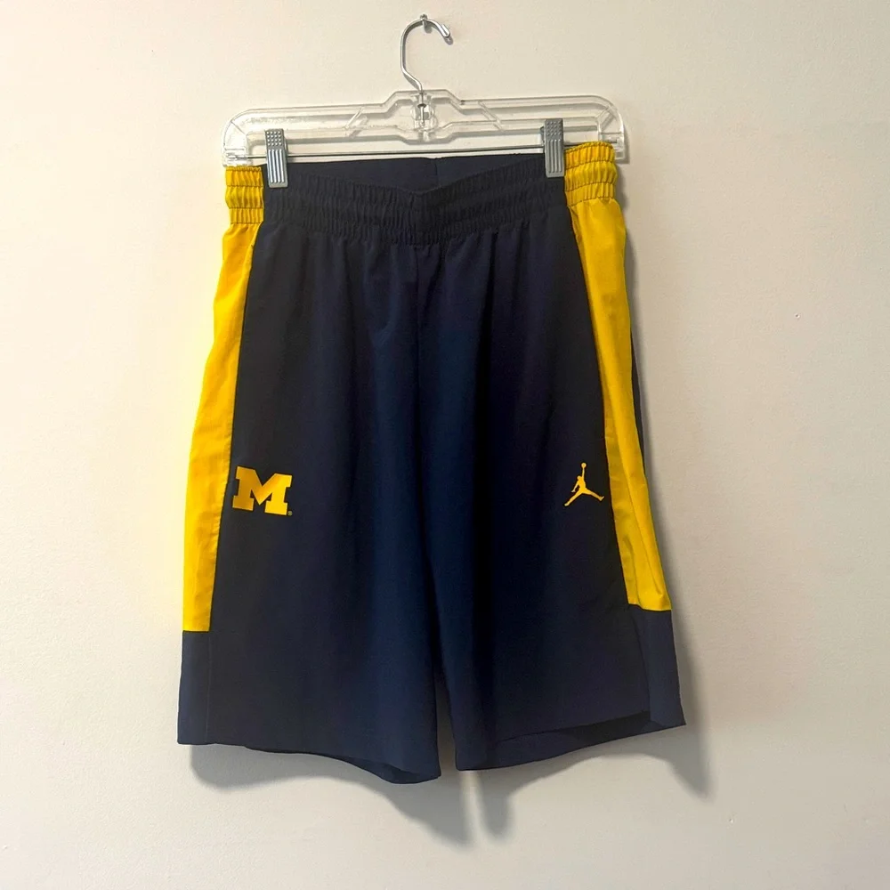 Michigan Wolverine Game Day Nike Air Jordan Shorts in Size Medium